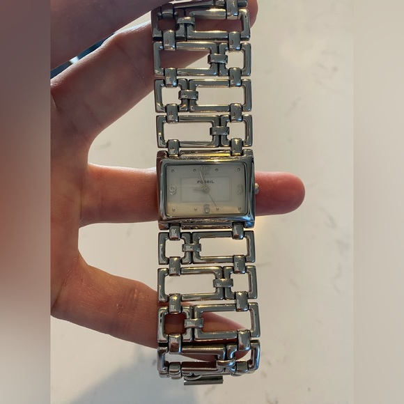 Beautiful 2006 FOSSIL ES-1751 Women's Quartz Watch Works! - Picture 7 of 10